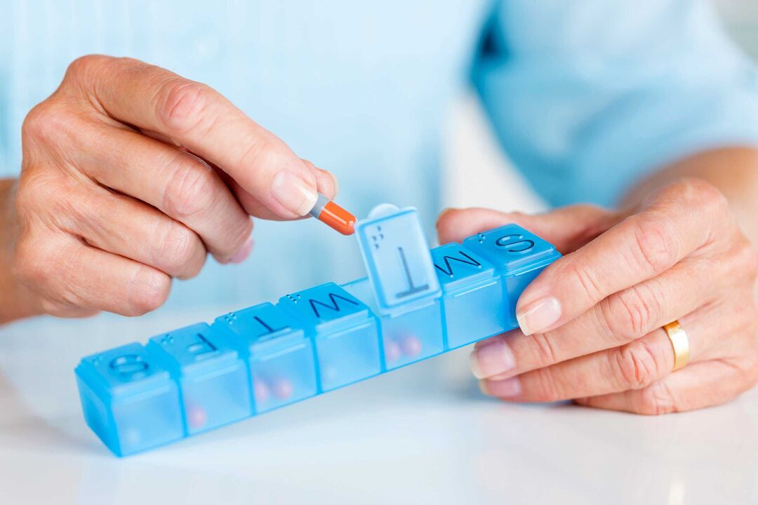 nagrereseta ng mga antibacterial na gamot para sa paggamot ng prostatitis